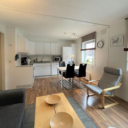 Lassiebyn 10 Entire Apartment With Parking & Kitchen Branas Ngoại thất bức ảnh